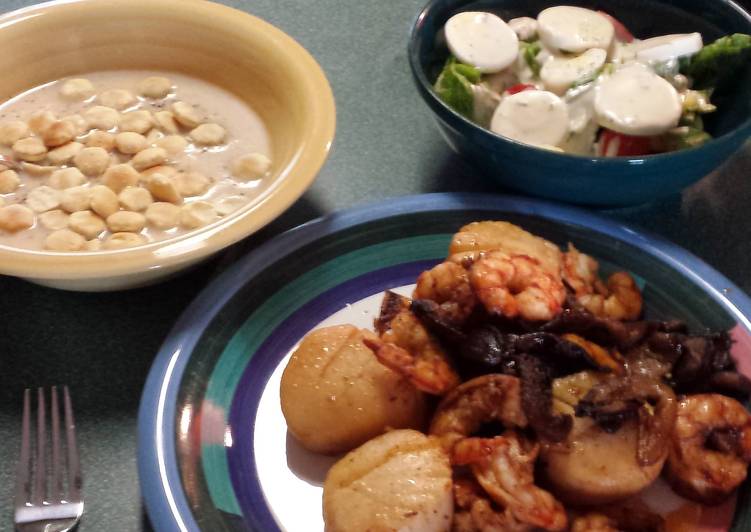 Recipe of Homemade Shrimp and Sea Scallops with Oyster Mushrooms