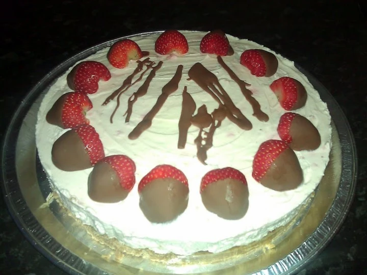 Easy Steps to Make|Recipe} Non-bake Chocolate Dipped Strawberry Cheesecake the Delicious, Tasty