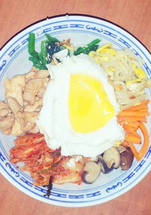 A picture of Korean Bibimbap.