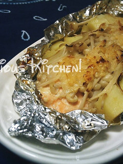 A picture of Baked Salmon, Mushrooms and Chunky Potatoes in Foil with Miso and Mayonnaise.