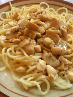A picture of Creamy Spaghetti.