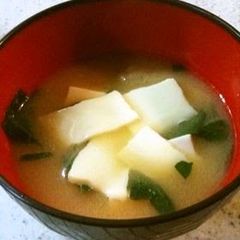 A picture of Cheese in Miso Soup.