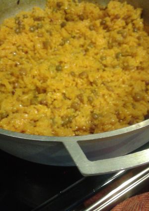 A picture of Arroz con gandules/or garbanzos.