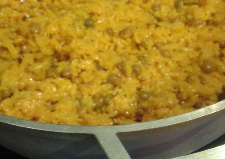 Step-by-Step Guide to Make Quick Arroz con gandules/or garbanzos