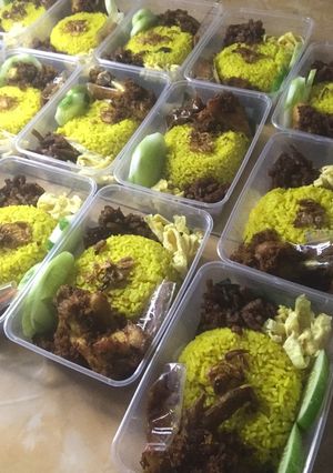 Foto resep Nasi kuning spesial