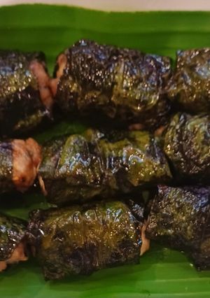 Hình của món Chả lá xương sông.