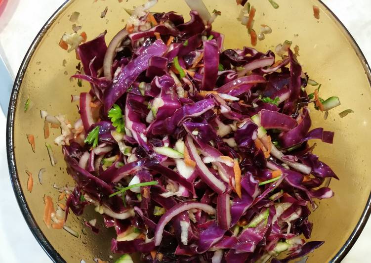 Recipe: Yummy Red cabbage slaw