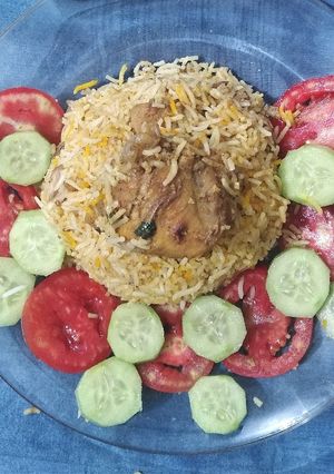A picture of Chicken biryani.