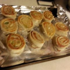 A picture of Rosemary Garlic Pinwheels.