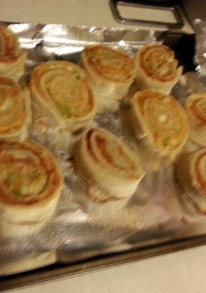 A picture of Rosemary Garlic Pinwheels.