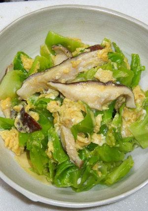 A picture of Oil-free Cabbage and Egg Sauté.