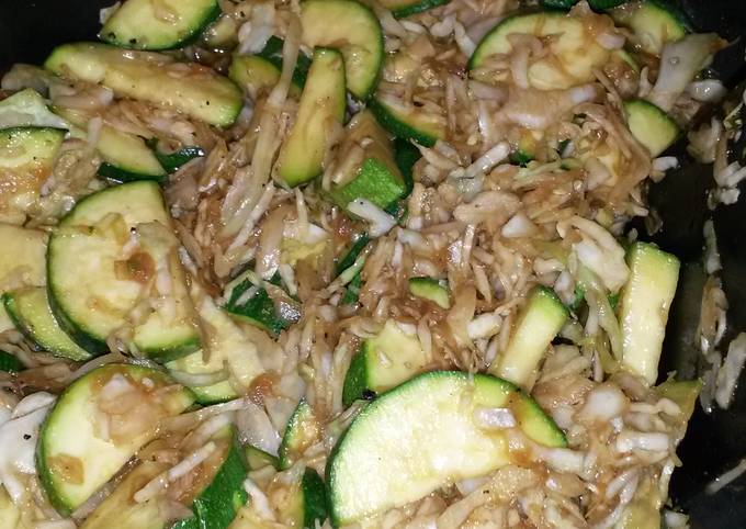 Recipe of Eric Ripert Cabbage &amp; zucchini