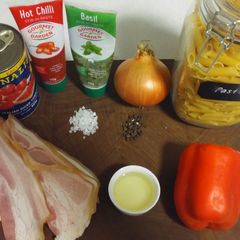 A picture of Bacon and Chilli Pasta.