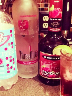 A picture of Razzy Pom Pom Cocktail.