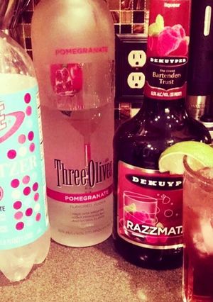 A picture of Razzy Pom Pom Cocktail.