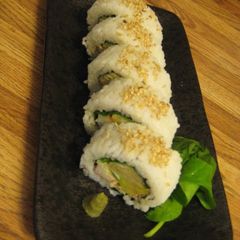 A picture of Easy California Rolls.