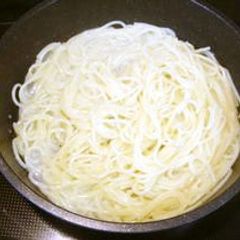 How To Boil Pasta In a Pan A picture of How To Boil Pasta In a Pan.
