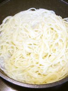 A picture of How To Boil Pasta In a Pan.