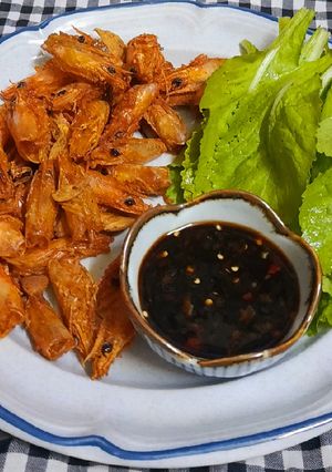 Hình của món Đầu tôm chiên bơ tỏi.