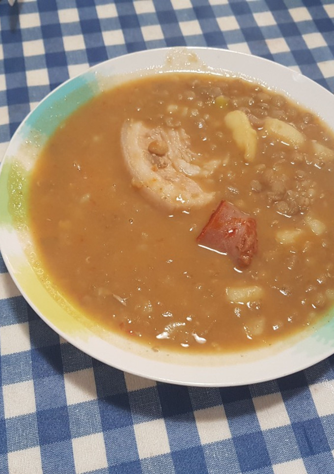 Una foto de Lentejas con chorizo