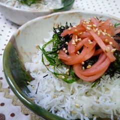 Easy and Totally Delicious Shirasu Rice Bowl A picture of Easy and Totally Delicious Shirasu Rice Bowl.