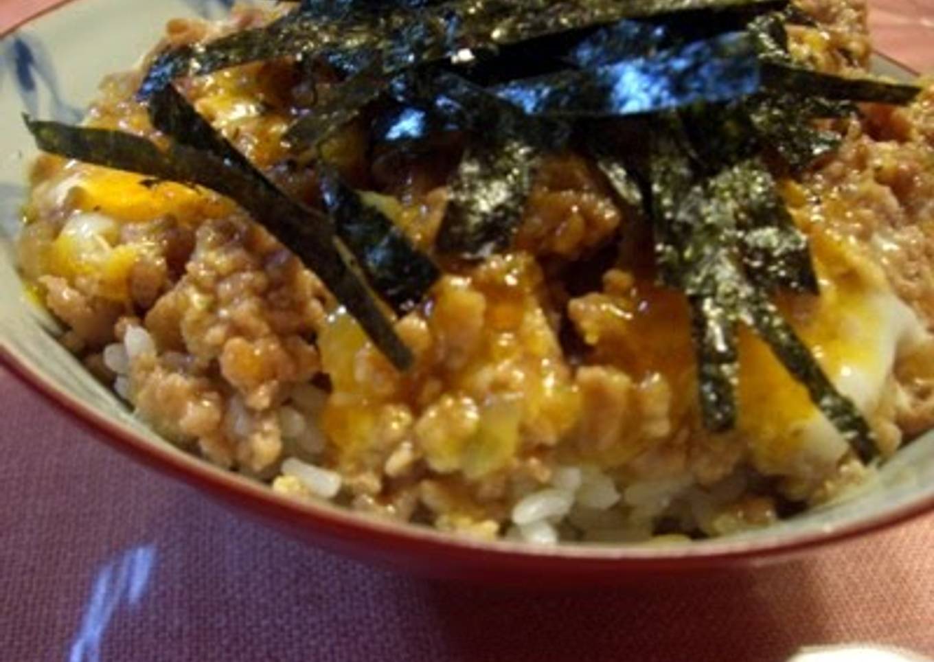 Quick and Easy Ground Pork Rice Bowl