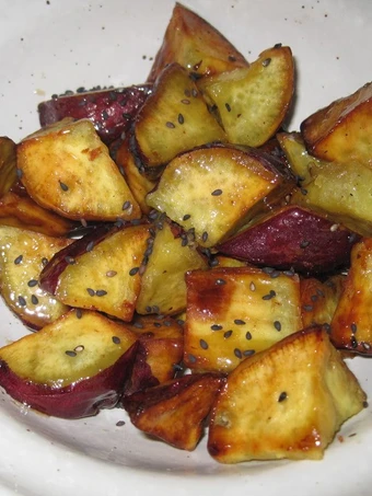 Easy Way Make Recipe Honey Flavored Daigaku-imo (Deep-Fried &amp; Caramelized Sweet Potatoes) that is Perfect, So Delicious}