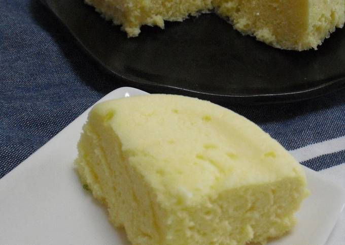 Aromatic Cheese Steamed Bread in the Microwave