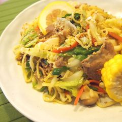 A picture of Salt-Flavoured Yakisoba with Lots of Vegetables.