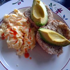 A picture of Habanero Eggs with Avocado.