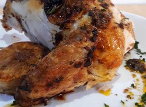 Una foto de Pollito al horno