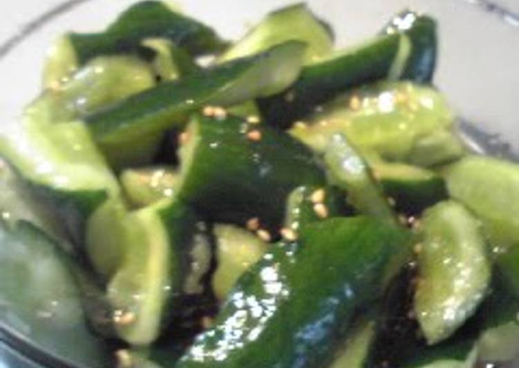 How to Make Speedy 3-Minute Seasoned Cucumbers for Bento