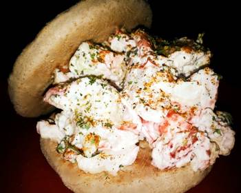 Without Fail Serving Recipe Mikes Classic Lobster Rolls Delicious