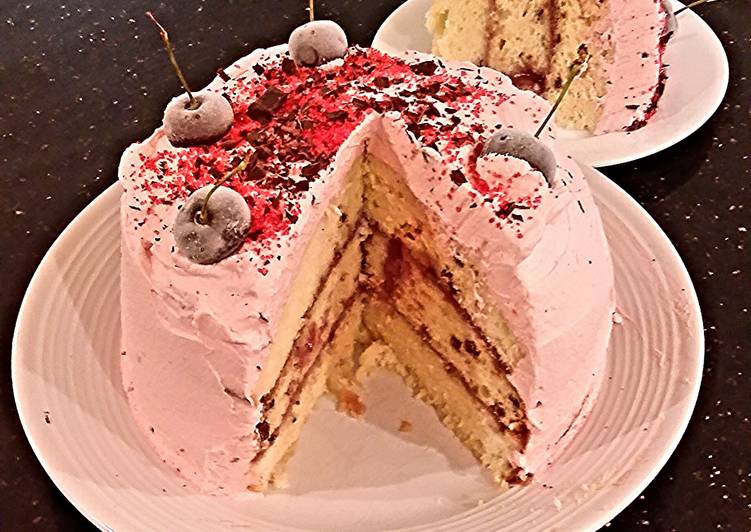 Simple Way to Prepare Ultimate Vanilla Chip Layer Cake with Cherry Curd Filling