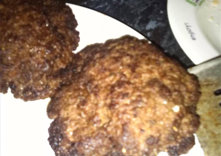 Recipe: Yummy Auzzie Meat Paddies