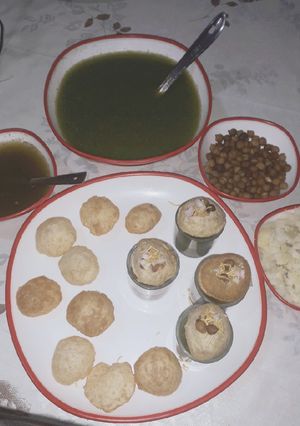 A picture of Raw mango and Apple Pani Puri.