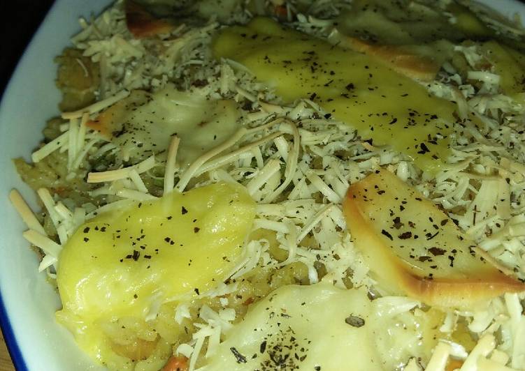Rice baked with ccs(chesee,chicken,seafood)#bikinRamadanberkesan