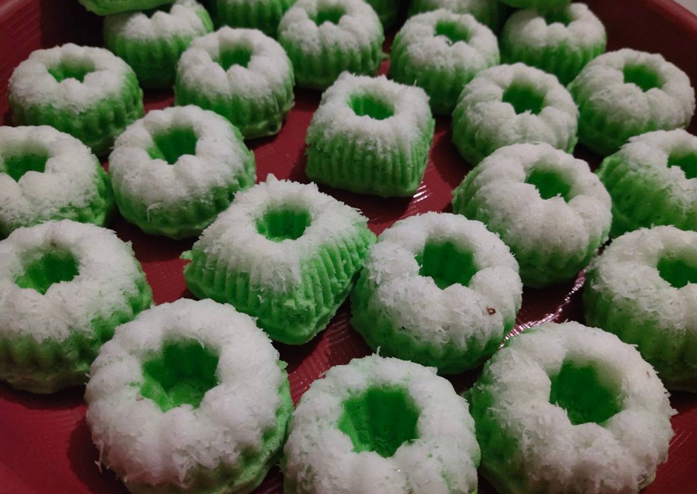 Kue putu ayu