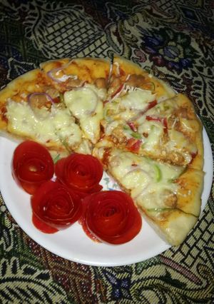 A picture of Chicken fajita pizza.