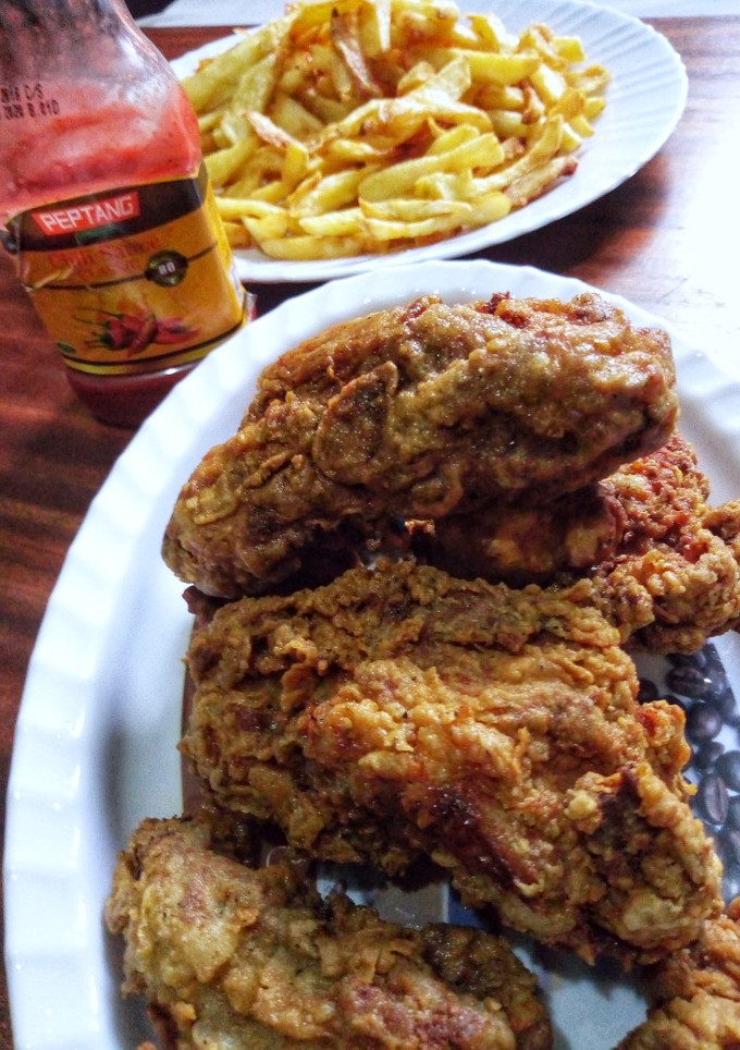 A picture of KFC style fried chicken #themechallenge.