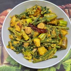 A picture of Pumpkin Greens with Vegetables / Kumro Saag Chorchori.