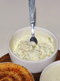 Una foto de Queso crema con cebollín