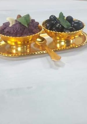 A picture of Blue breery ya jamun kaa halwa.