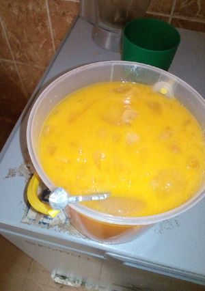 A picture of Mango juice.