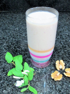Una foto de Delicia fresca de melocotones Paraguayas con nueces