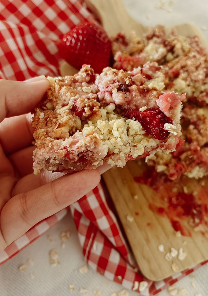 Una foto de Crumble de fresas