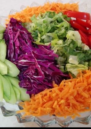 عکسی از دستور سالاد خوشمزه ی ما برای مهمونی خواهرانه