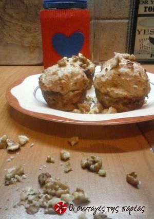 Φωτογραφία της συνταγής Διαφορετικά muffins με μήλο και καρύδα