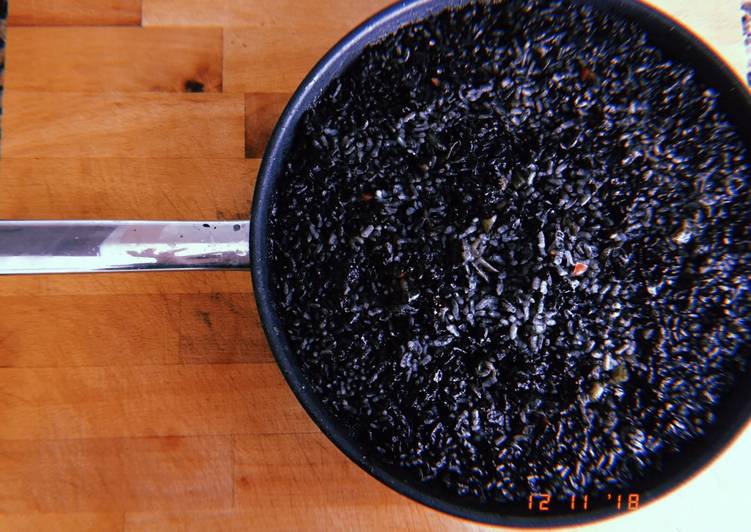 Arroz negro con sepia