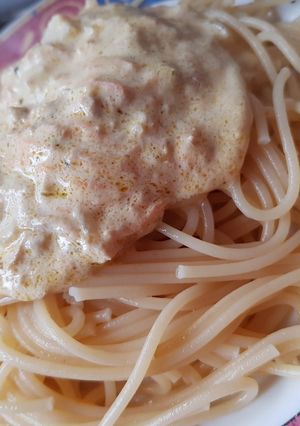 Una foto de Spaguetti con salsa de Atún